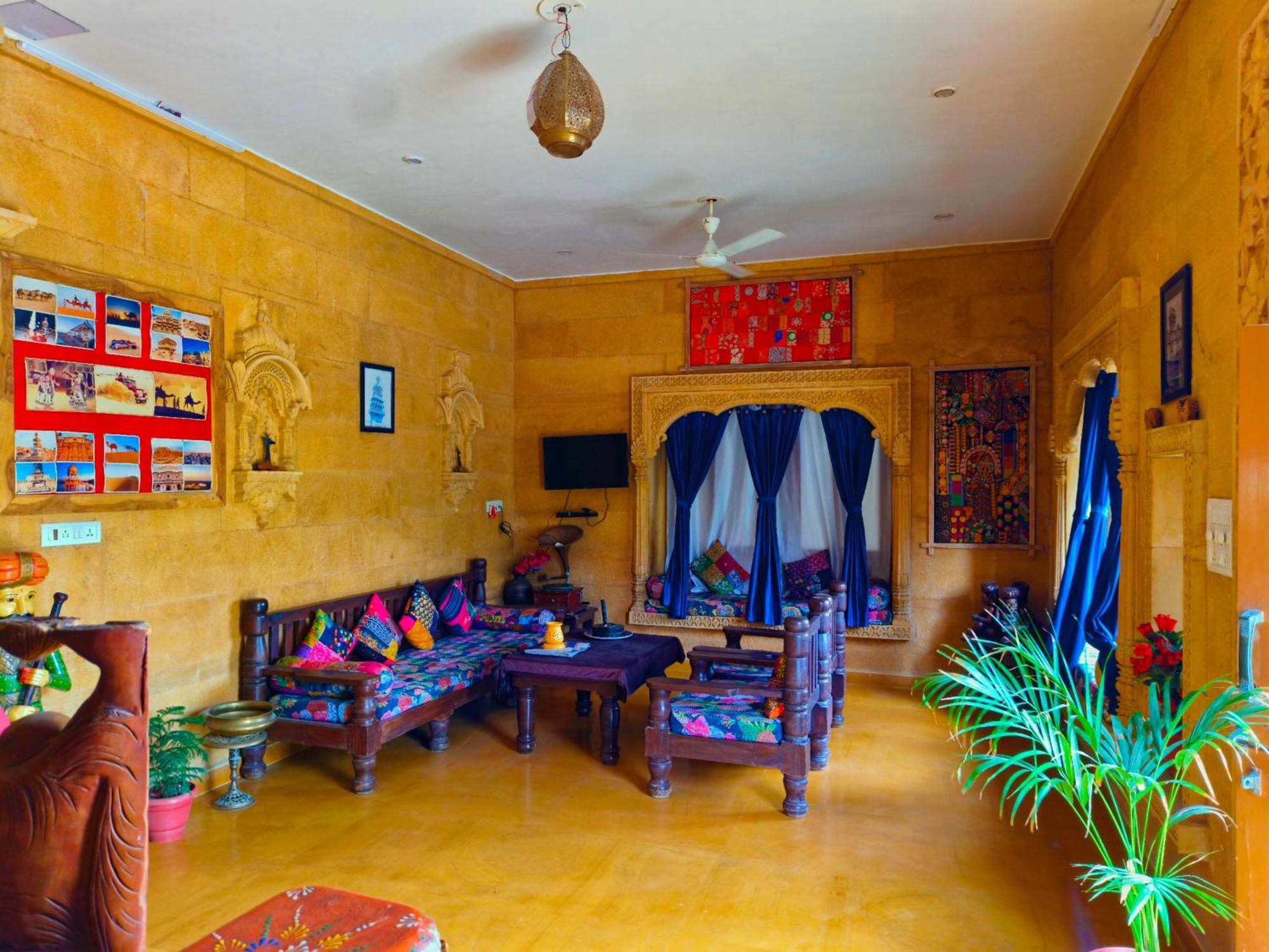 Hotel Royal Heritage Jaisalmer Buitenkant foto