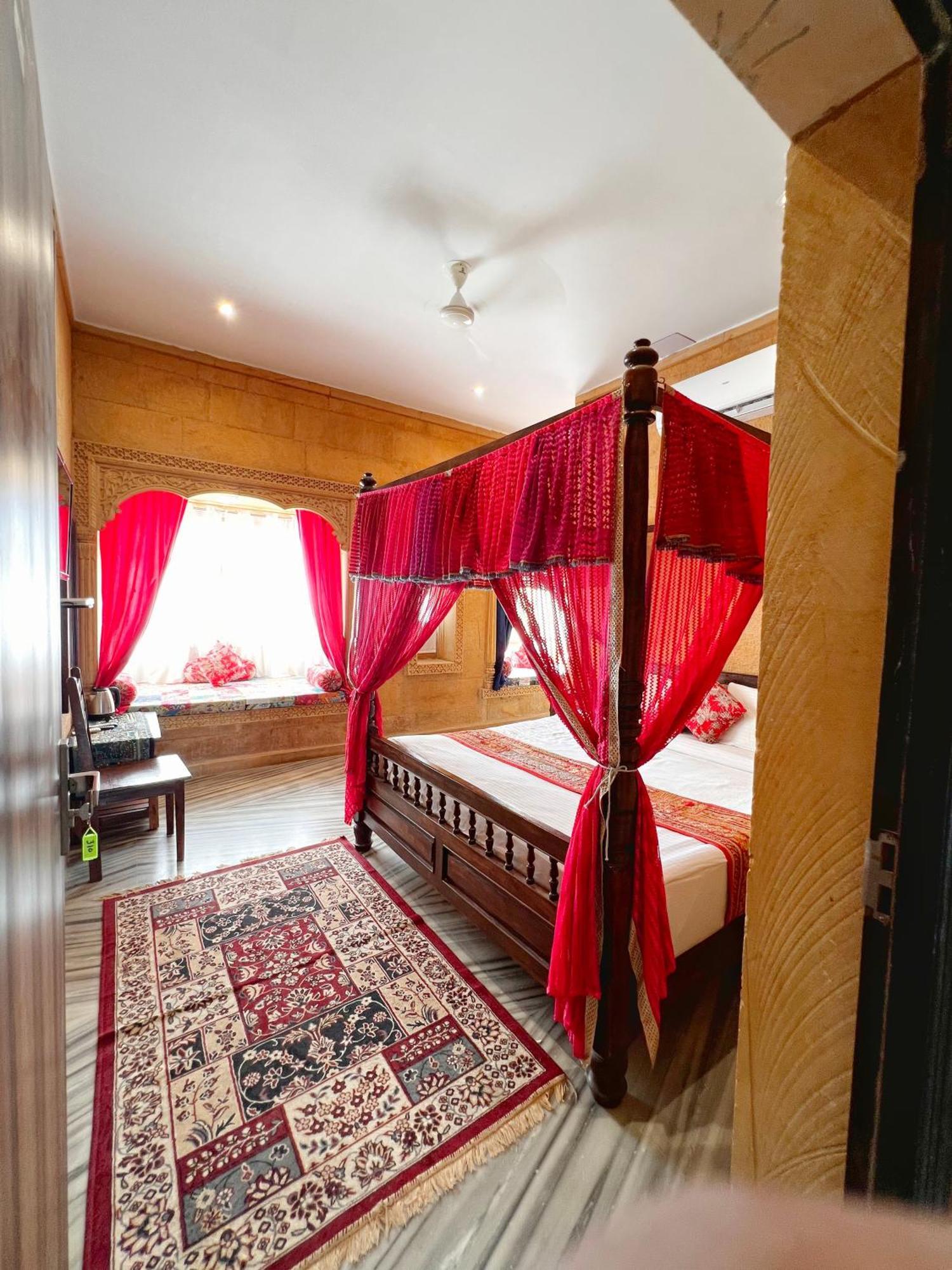 Hotel Royal Heritage Jaisalmer Buitenkant foto