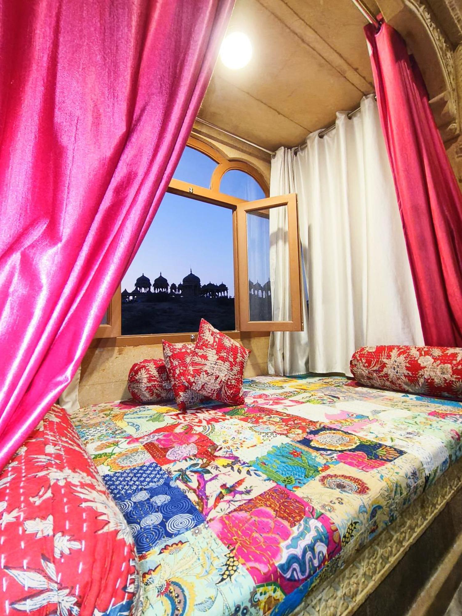 Hotel Royal Heritage Jaisalmer Buitenkant foto